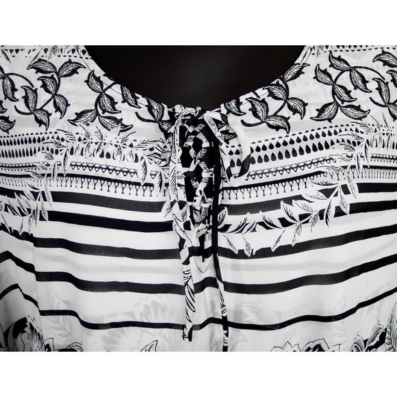 NEW Avenue 30/32 Floral Striped Layered Tank Top Black & White - Picture 4 of 16